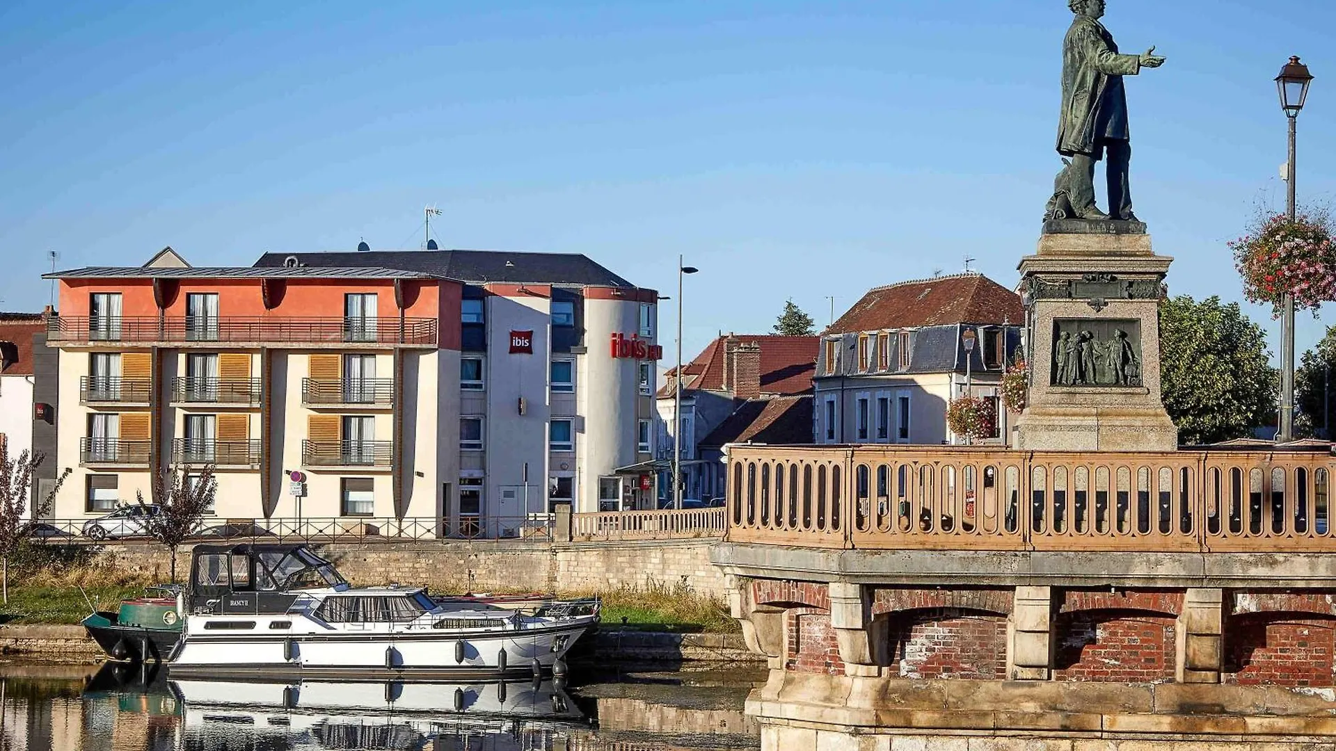 5 Hôtels Ibis en Bourgogne-Franche-Comté Qui Méritent Votre Attention