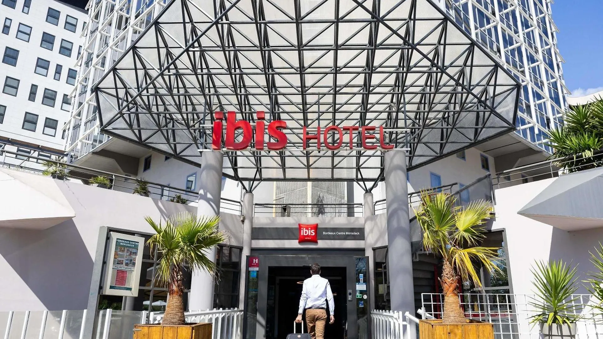 Où Dormir en Famille à Bordeaux Centre : 7 Hôtels Sélectionnés