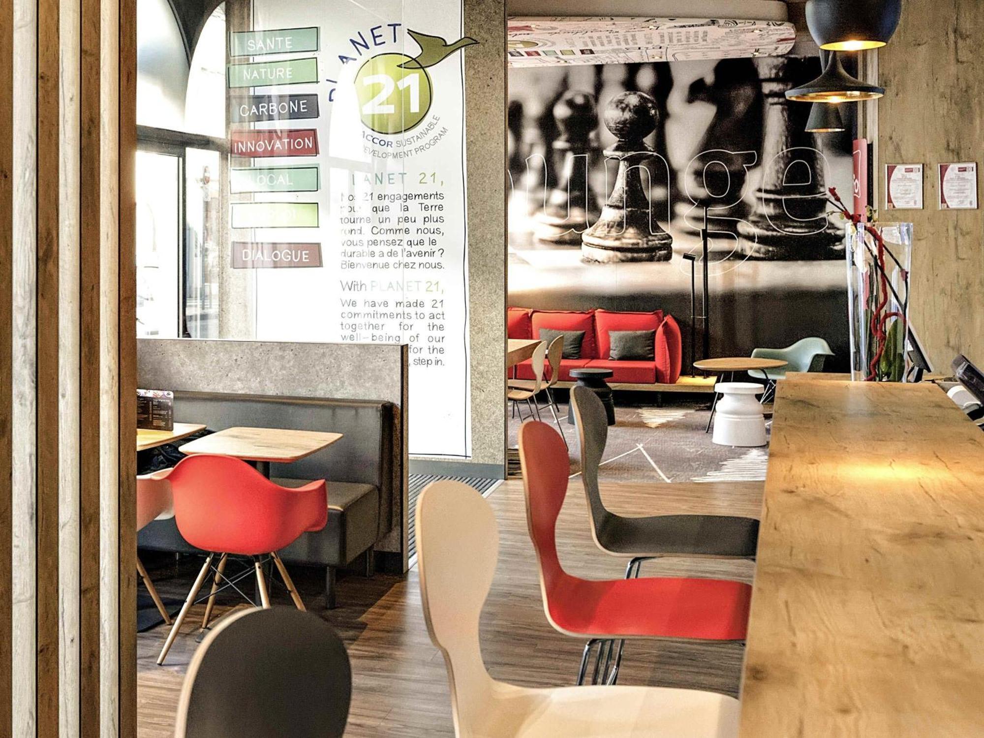 4 Hôtels Proches Aéroport à Agen : Guide Complet