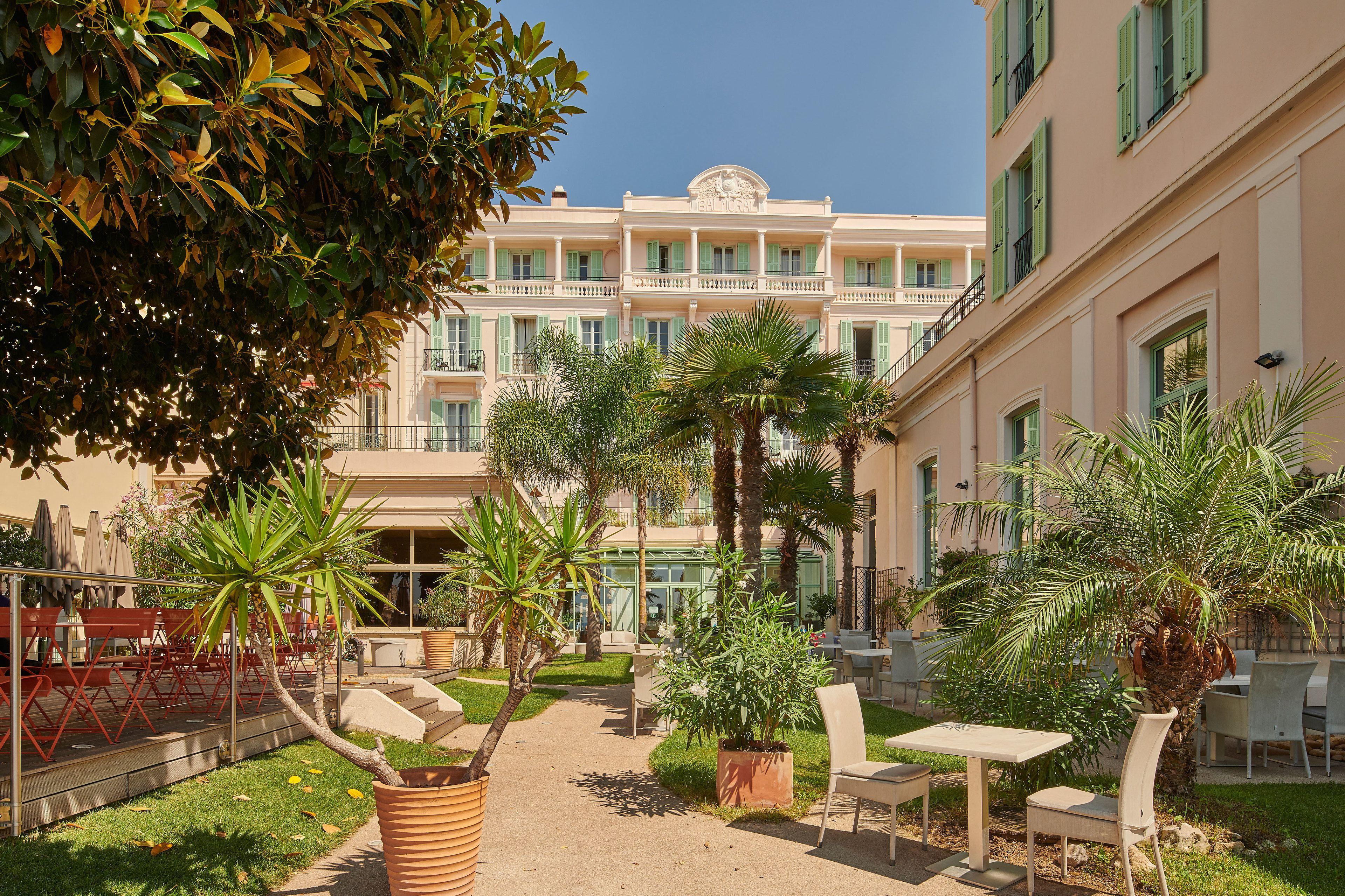 Où Dormir près du Jardin Exotique : 4 Hôtels Centraux